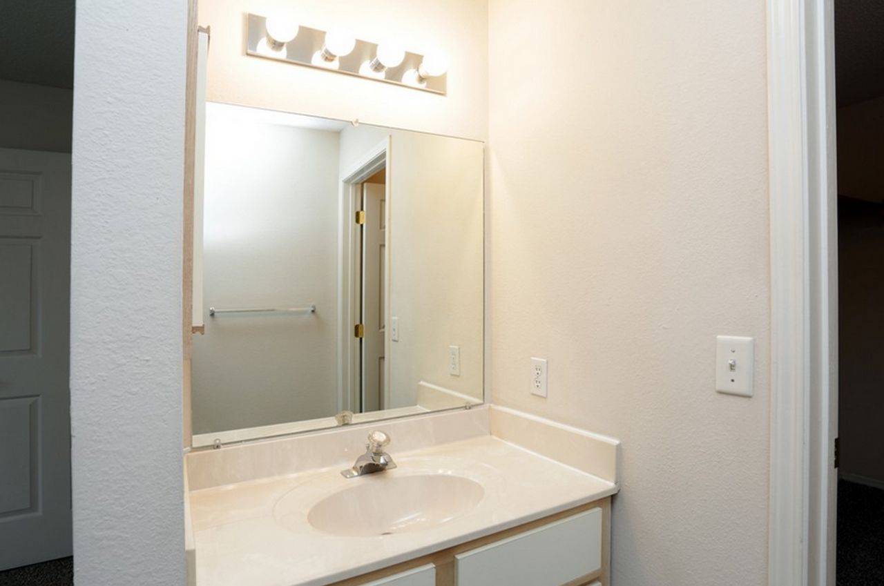 PEARLWOOD ESTATES - Photo 6 of 50