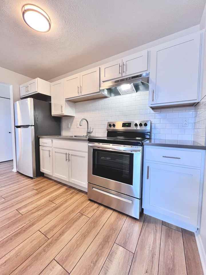 Acres Crossing Apartments - Photo 4 of 50