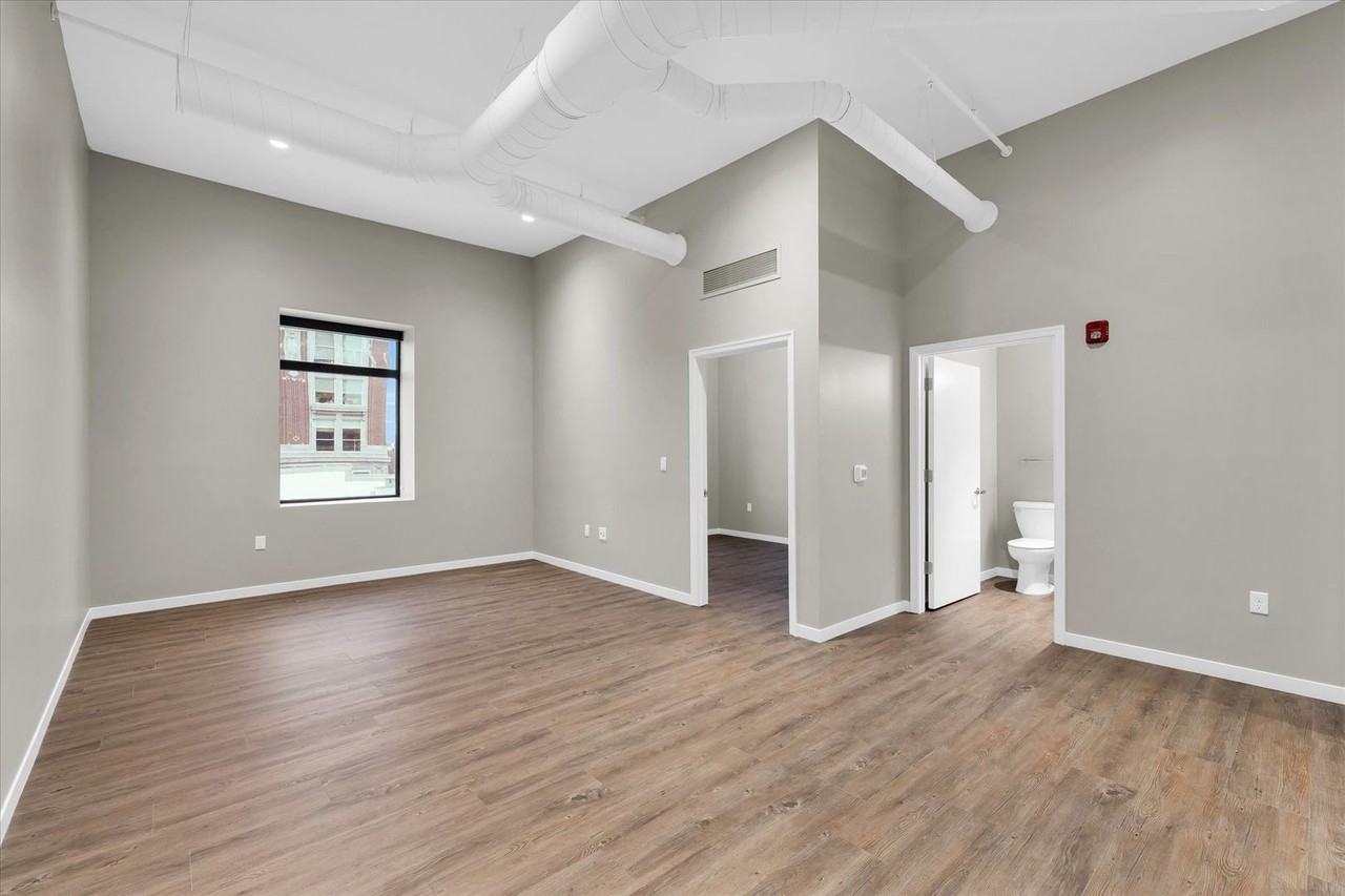 209 N Neil St - Photo 2 of 19
