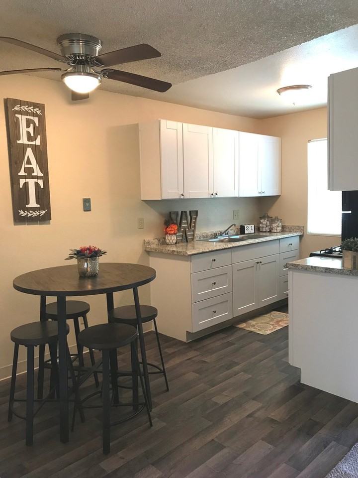 845-Windmere Apartments - Photo 6 of 19