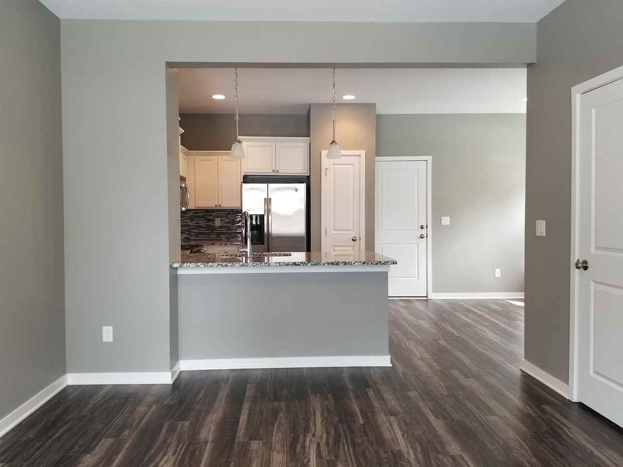 Greenway Square Townhomes - Photo 3 of 42