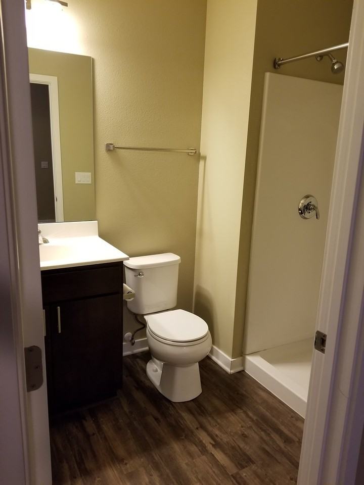 Greenway Square Townhomes - Photo 5 of 42