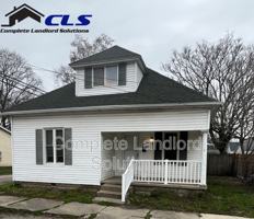 featured image of 1820 Putnam St