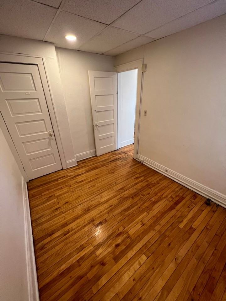 1912 3rd Av - Photo 7 of 10