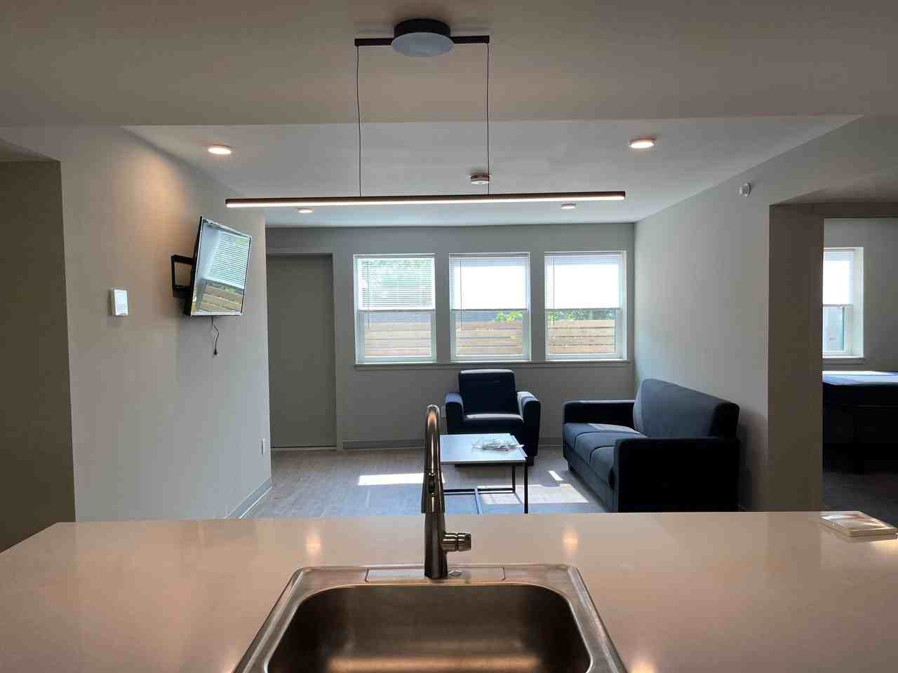 126 College Ave - Photo 6 of 50