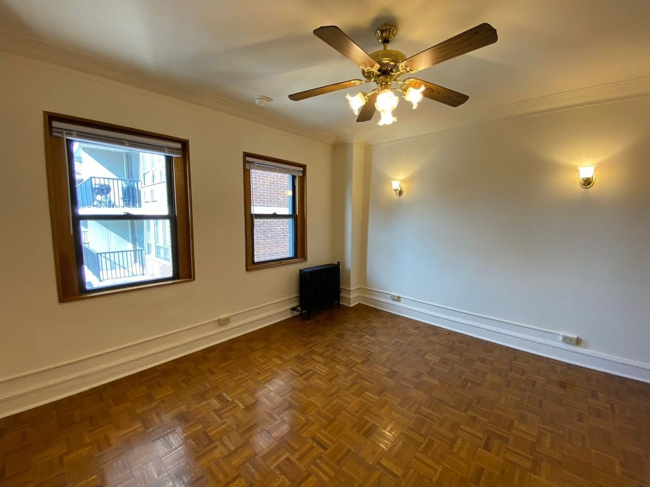 2738 N. Pine Grove - Photo 3 of 50
