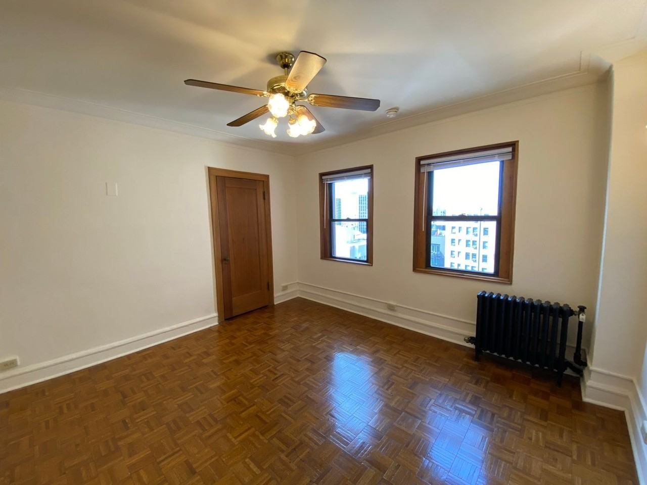 2738 N. Pine Grove - Photo 4 of 50