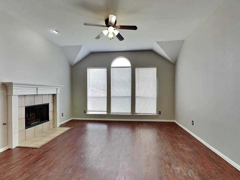6506 Bunker Hill Ct - Photo 2 of 17