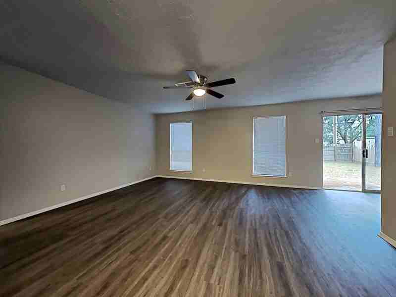 1321 N 7th St - Photo 2 of 16