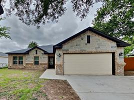 featured image of 2512 Sharon St