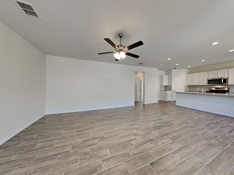 1629 Briar Hunt Dr - Photo 4 of 17