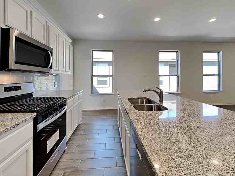 1629 Briar Hunt Dr - Photo 6 of 17