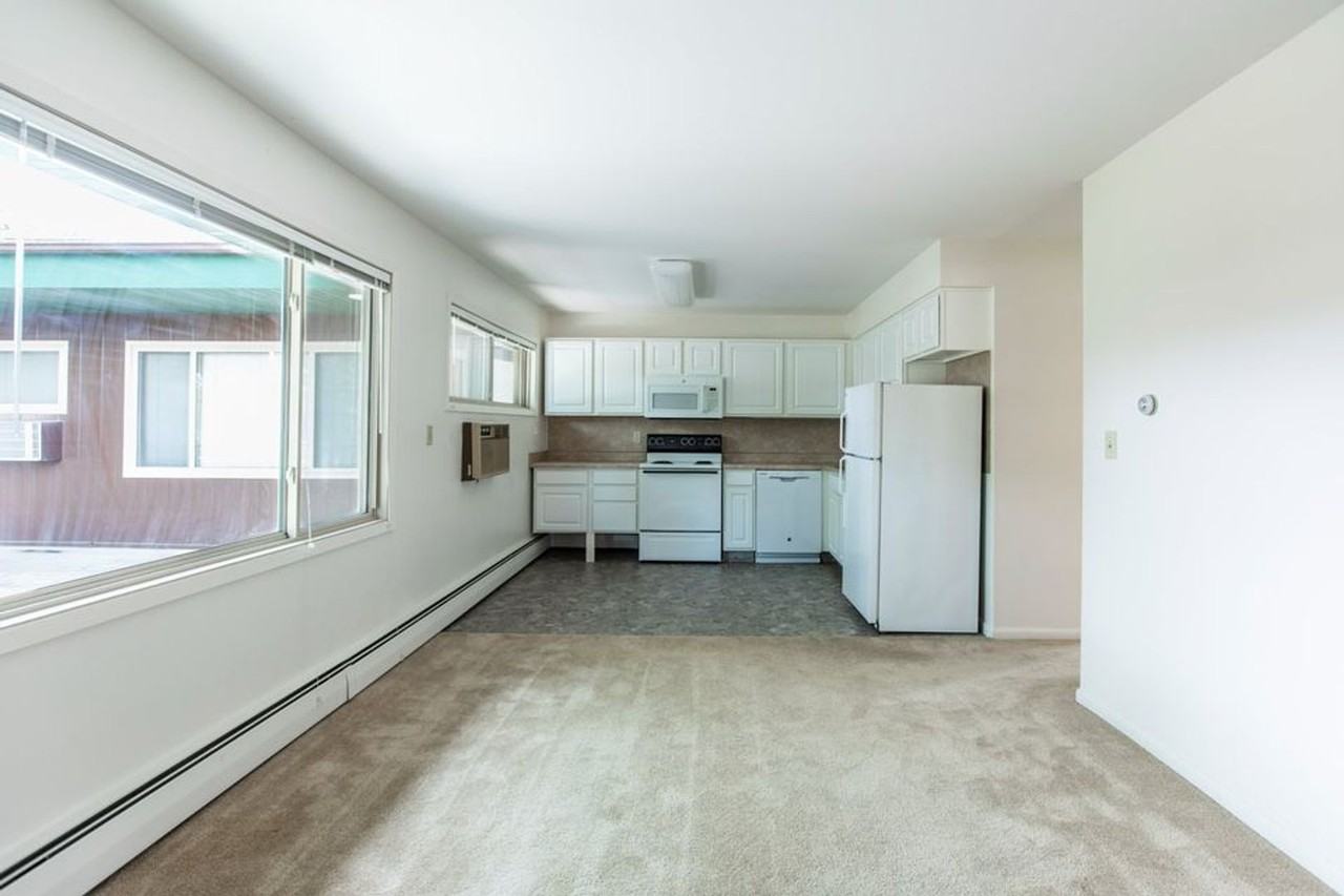 315 Ellis - Student Housing - Photo 2 of 8