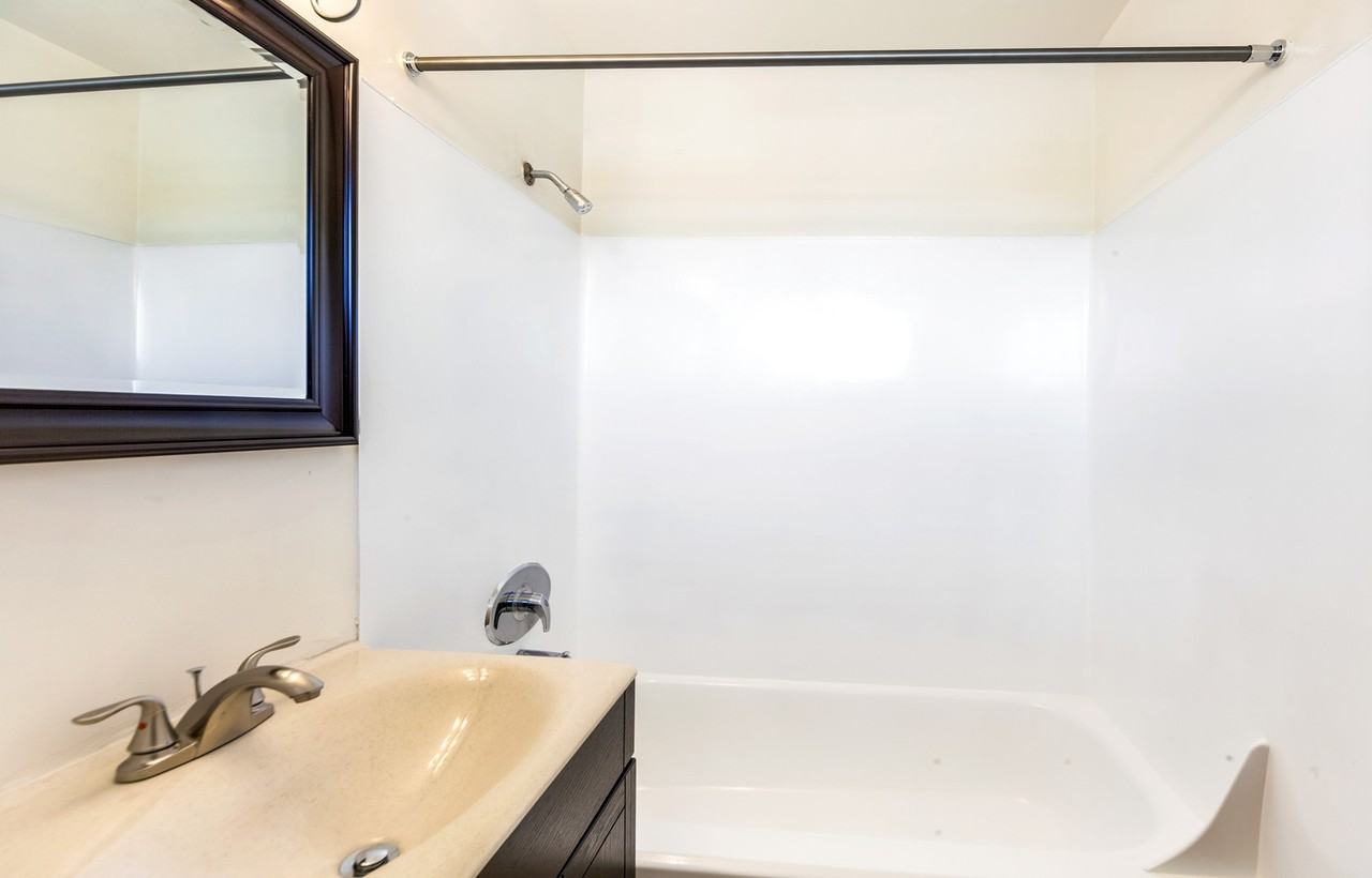 Patio Gardens Apartments - Photo 5 of 18