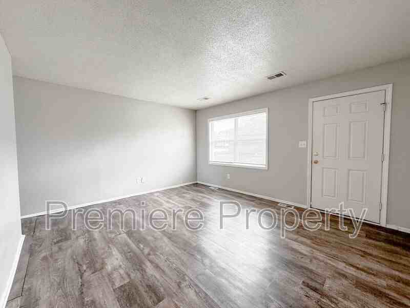 18822 E Wigwam Dr - Photo 2 of 10