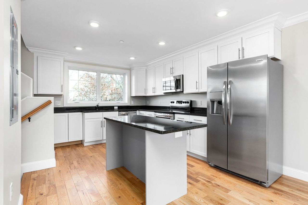 Third and Central Place - Photo 2 of 50