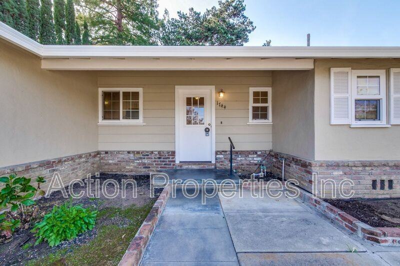 1744 Peartree Ln - Photo 2 of 44