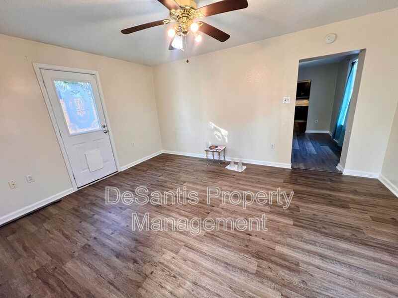 488 New York Ave - Photo 5 of 31