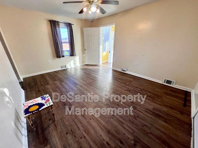 488 New York Ave - Photo 6 of 31