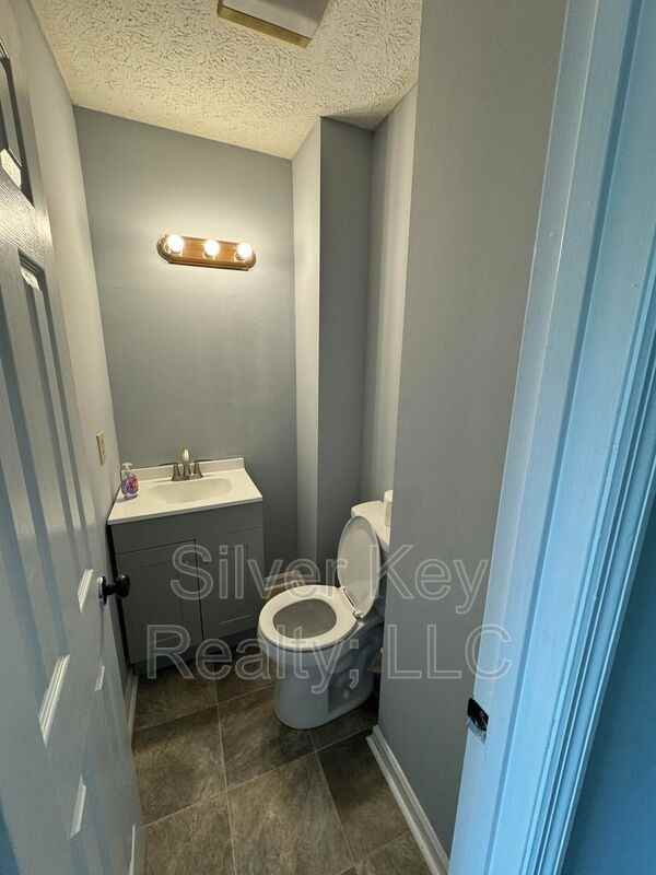Elliott St #1108 - Photo 5 of 14