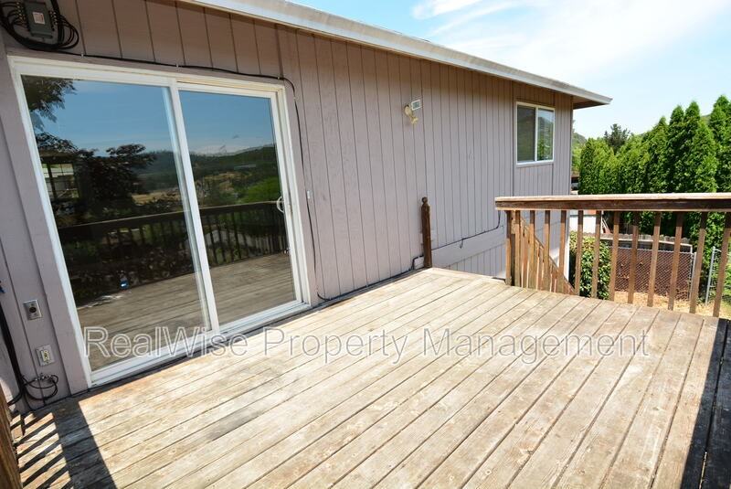 118 Nw Christie Ct - Photo 3 of 31