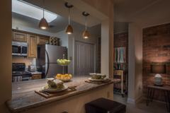 Beautiful & Spacious Apartments in the Heart of Metairie! - Photo 1 of 1