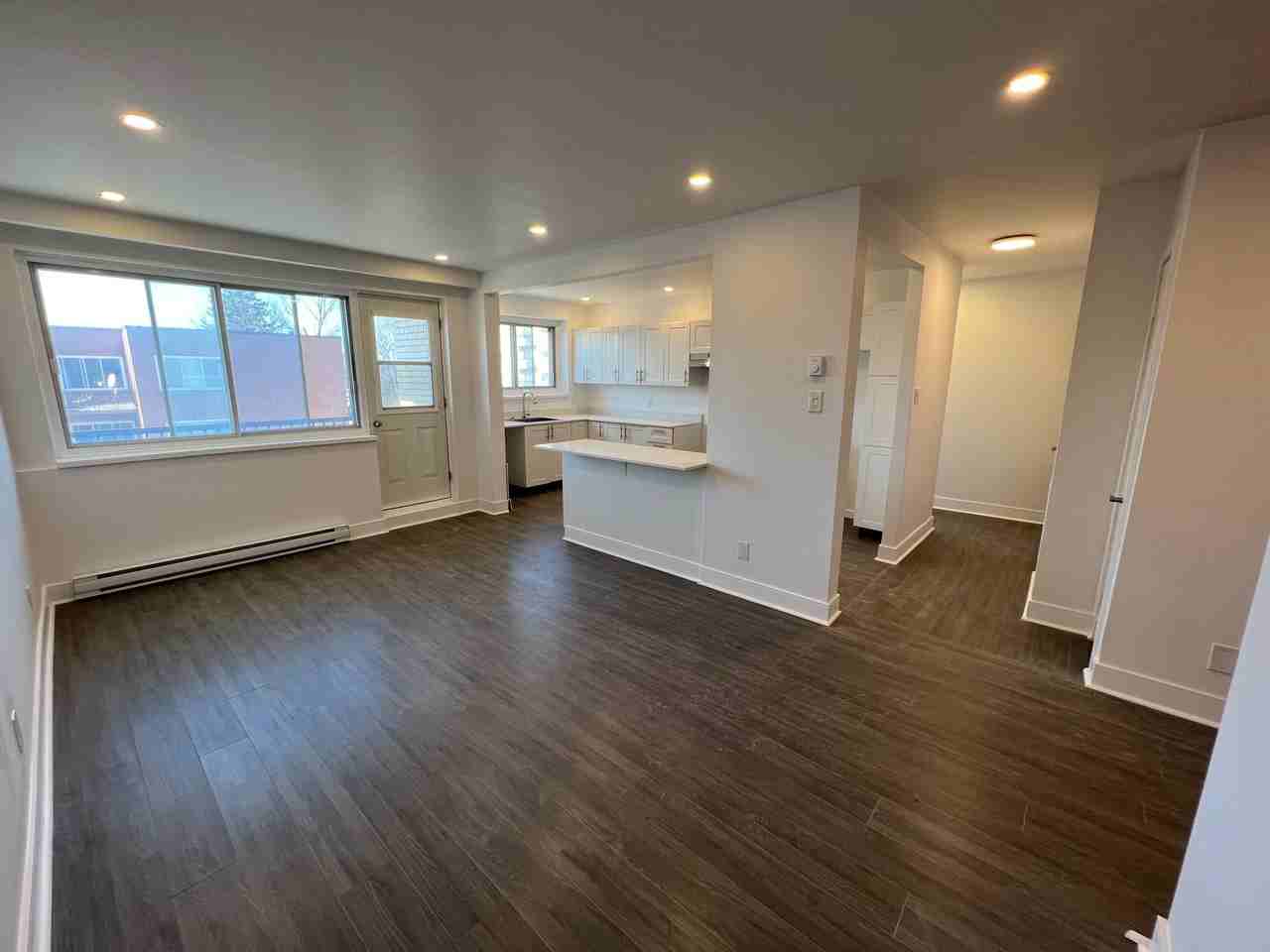 6860 Avenue Fielding #319 - Photo 2 of 8