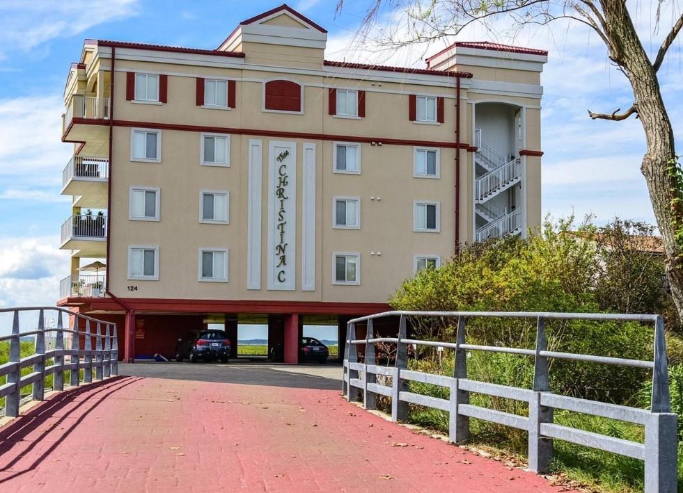 124 75th Street #203 - Photo 2 of 19