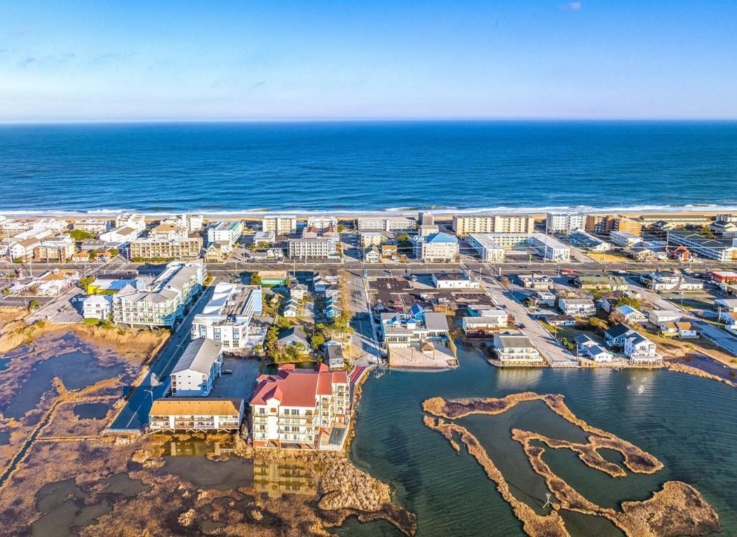 124 75th Street #203 - Photo 3 of 19