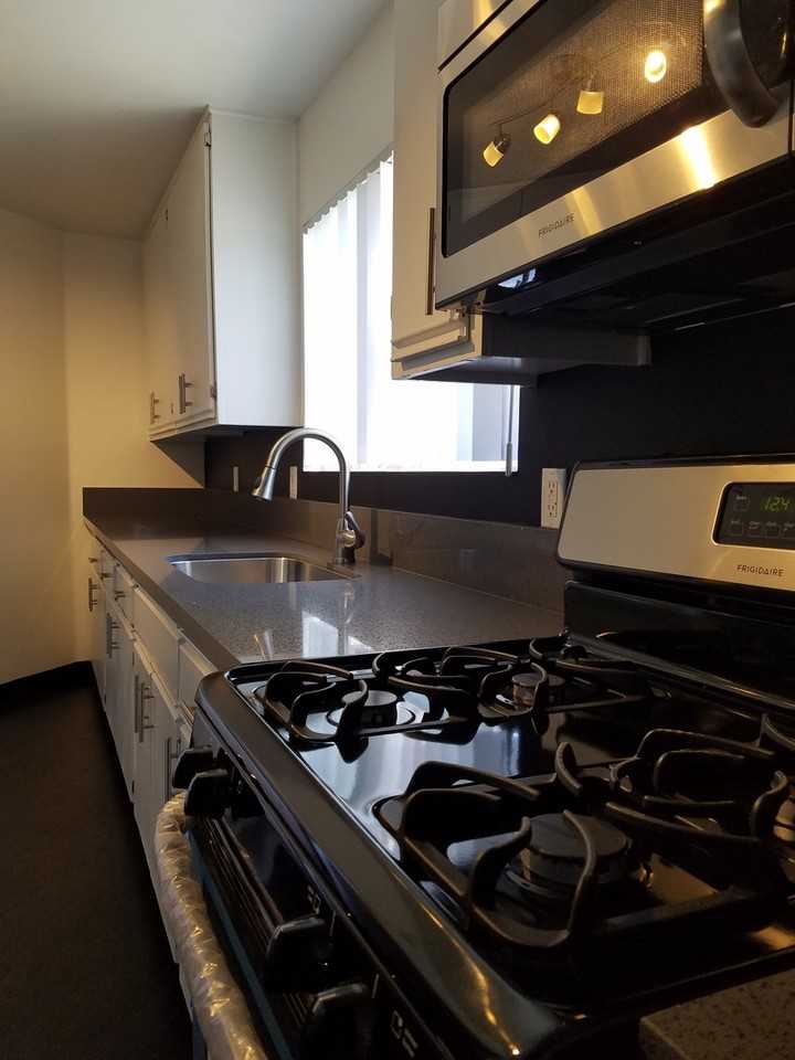 Eagle Court LLC - Photo 2 of 9