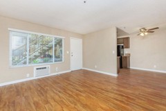 Newport Gardens Apartments, Vista - Photo 1 of 1