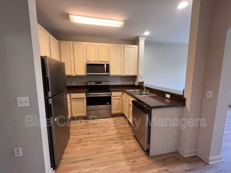 14200 Avalon Road #316 - Photo 6 of 36