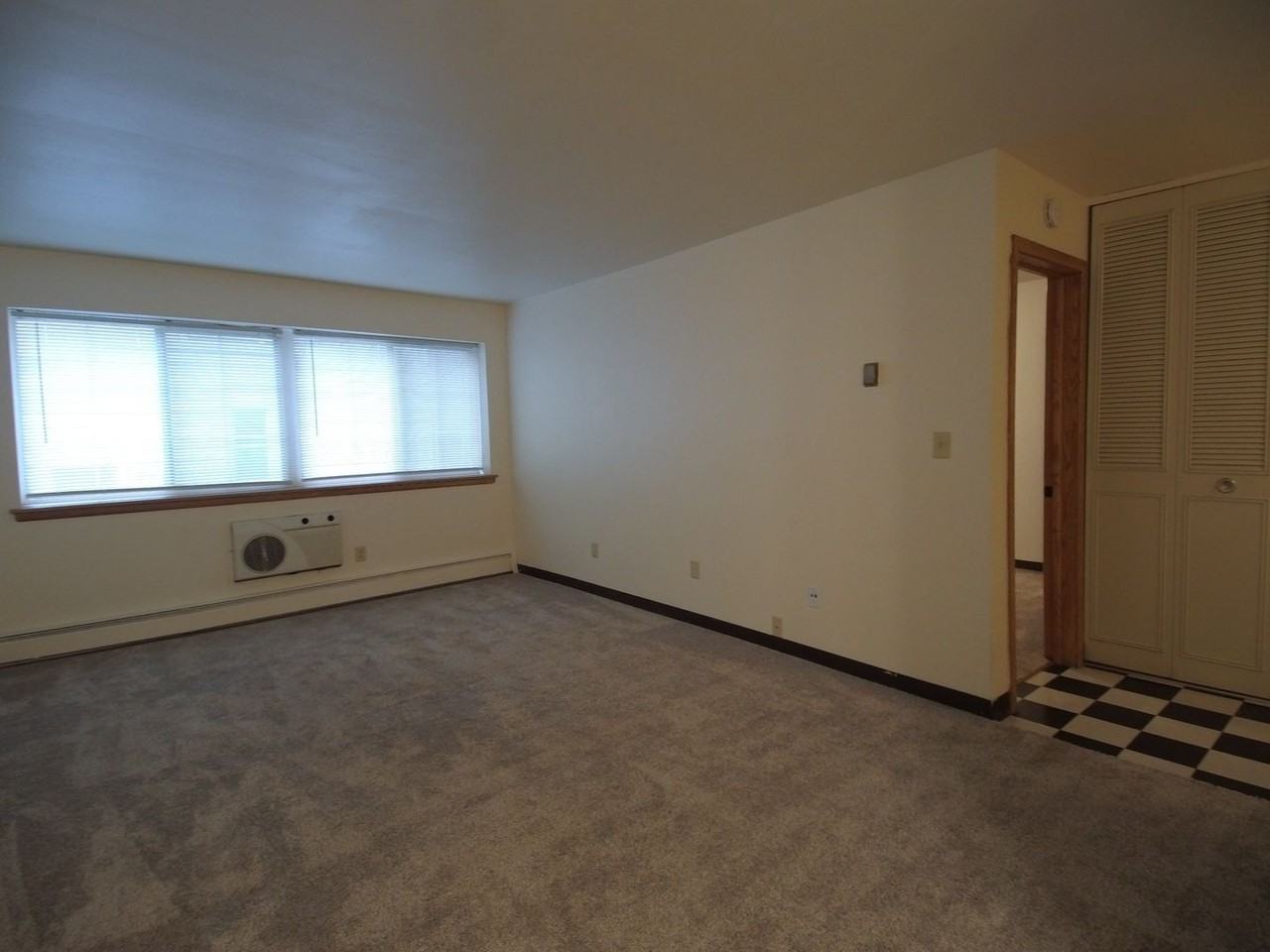 Carriage Court - Photo 3 of 12