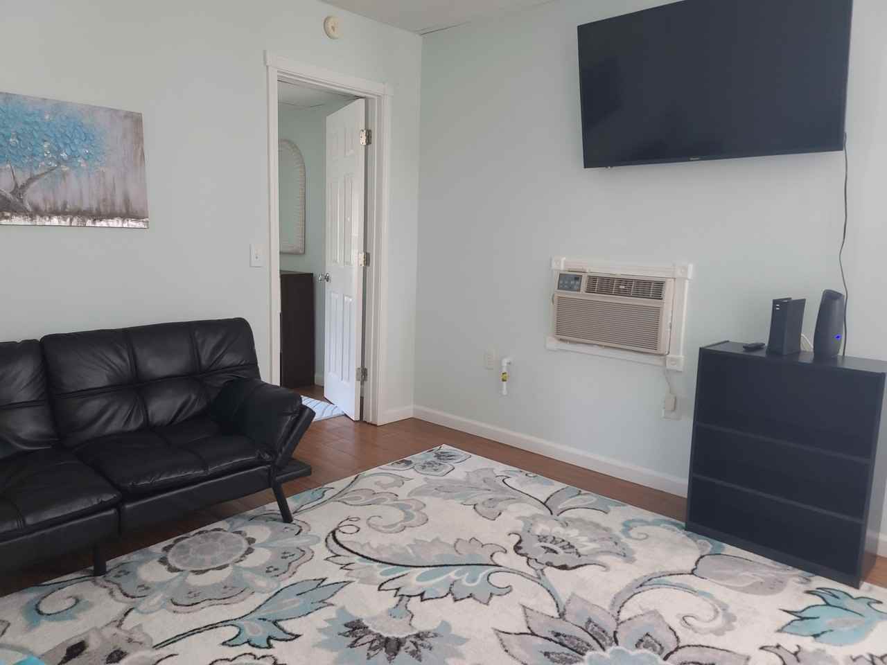 39 Pine Street - Photo 3 of 19