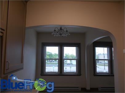 414 Dousman St. - Photo 5 of 9