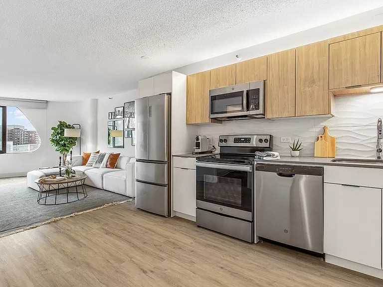 S Wells St #800-1024 - Photo 6 of 18