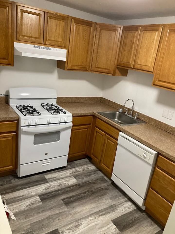 The Village at Laurel Creek - Photo 4 of 50