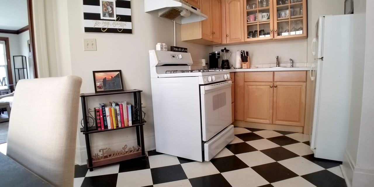 Crescent Garden Apartments - Photo 3 of 13