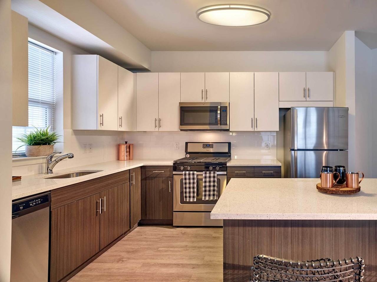 SOUTHGATE I, LLC - Photo 3 of 44