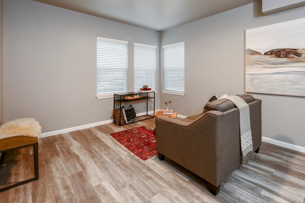 East Ridge Apartments - Photo 5 of 12