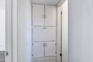 featured image of 2950 E 5th St