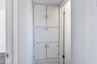 Sheraton Arms Apartments - Photo 1 of 1