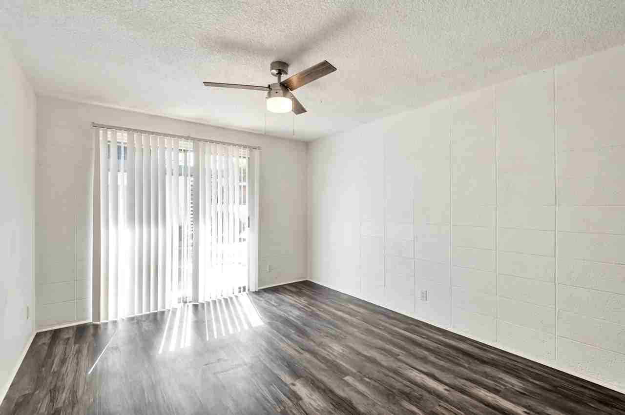 Sheraton Arms Apartments - Photo 7 of 50