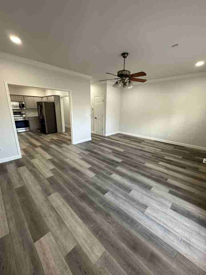 3731 Riverside Dr #NA - Photo 5 of 17