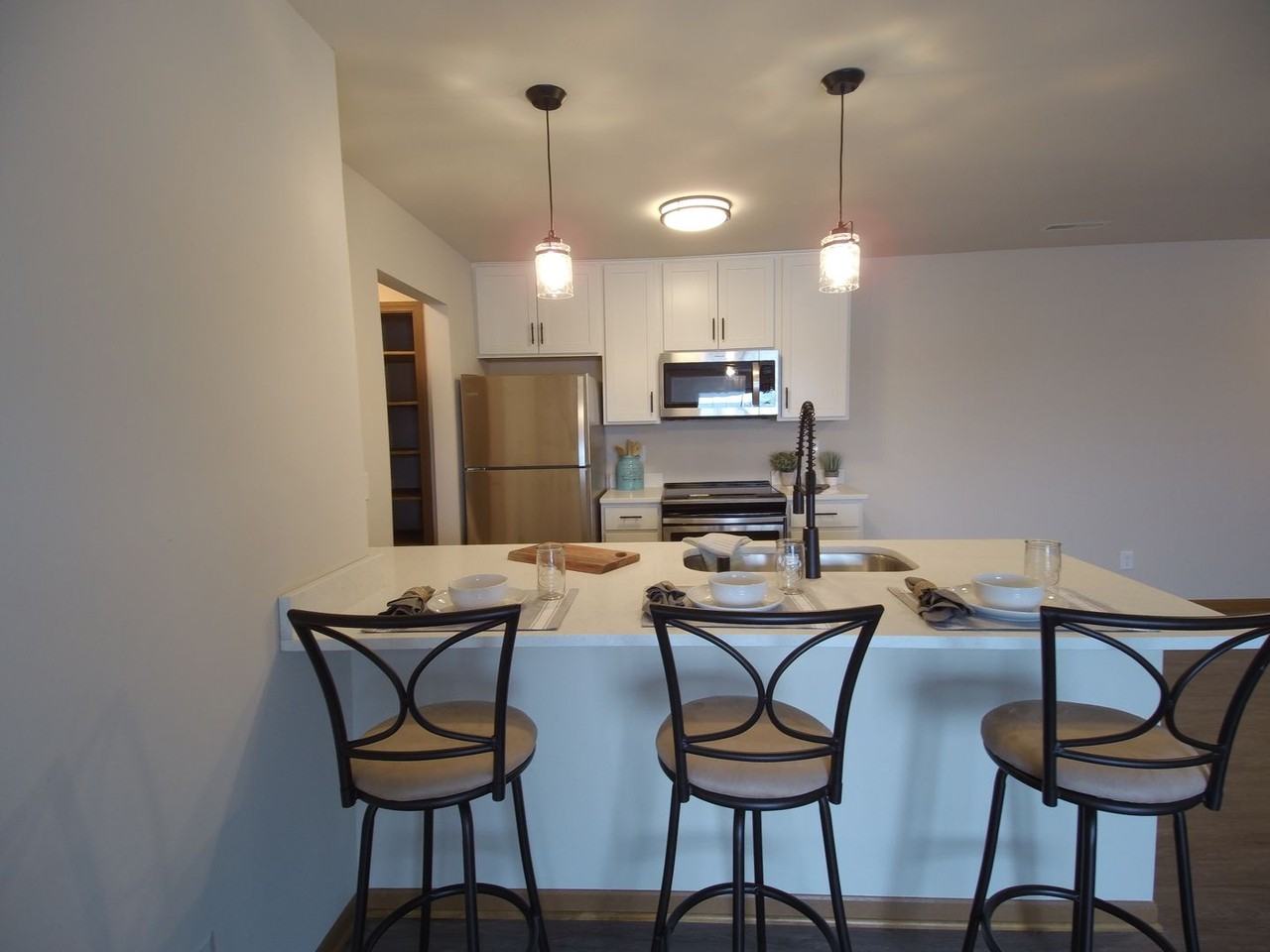 Shady Lane Apartments - Photo 2 of 24