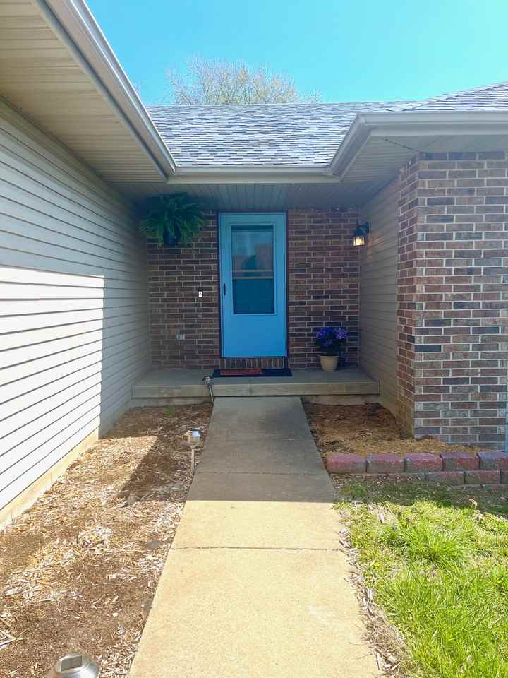 390 Brooke Ave #NA - Photo 2 of 36