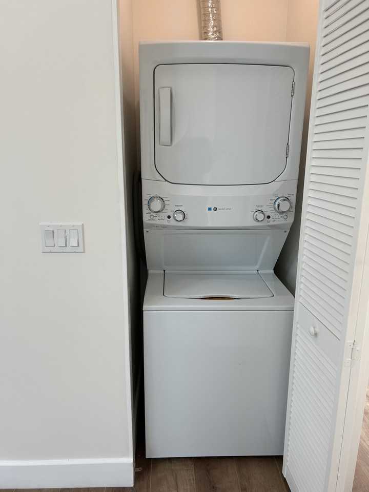 3440 Thorpe Ave #NA - Photo 3 of 9