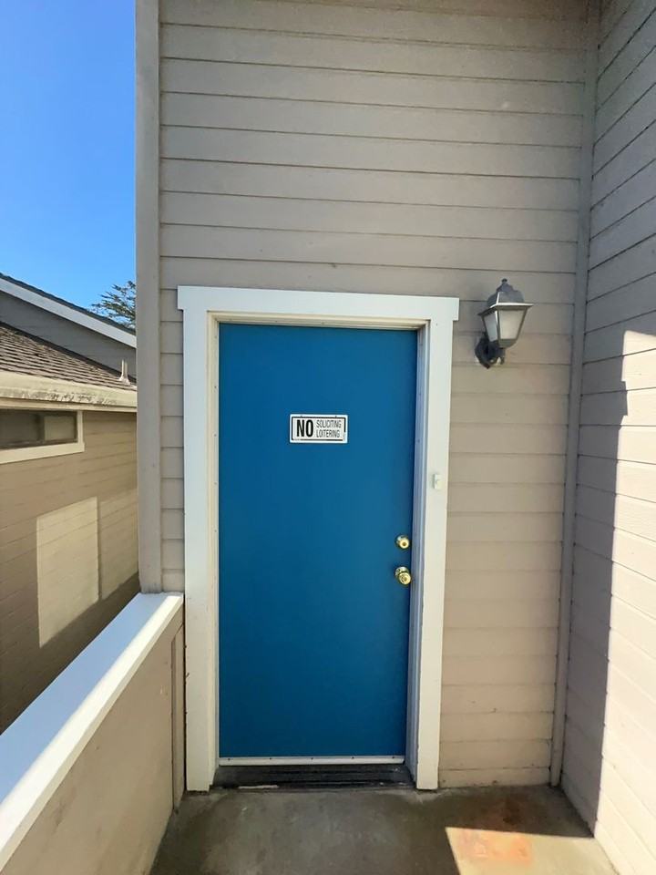 3080 Lake Drive - Photo 3 of 12