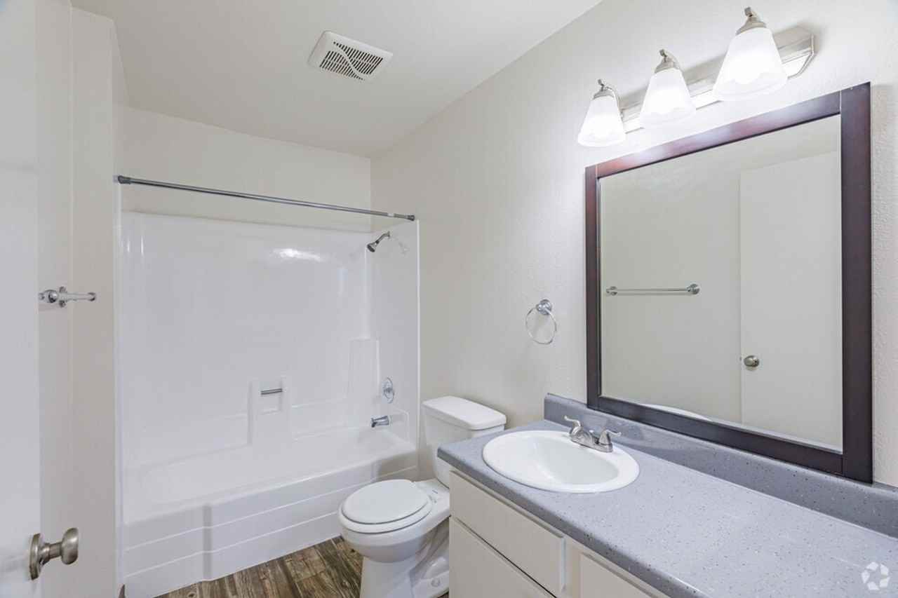 Parkwood Gardens - Photo 5 of 43