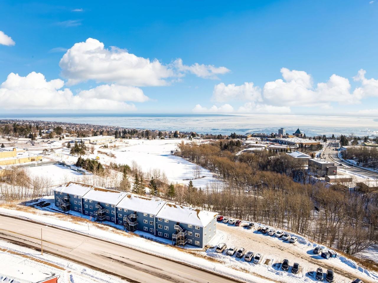 The Ledge Apartments - Photo 7 of 7